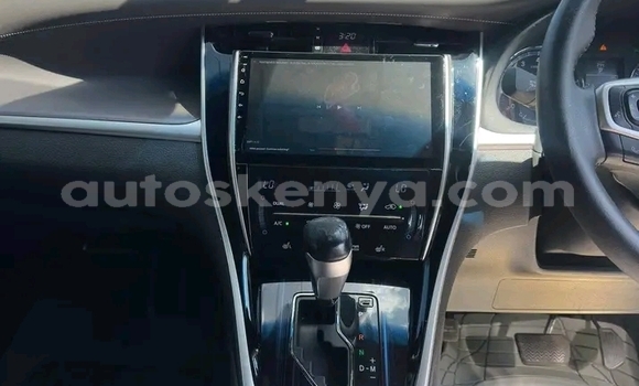 Buy Used Toyota Harrier White Car in Bute in Northeast Kenya Buy Used Toyota Harrier White Car in Bute in Northeast Kenya