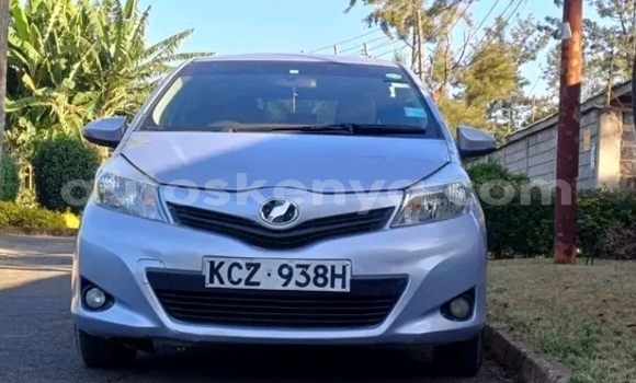 Buy Used Toyota Vitz White Car in Bute in Northeast Kenya Buy Used Toyota Vitz White Car in Bute in Northeast Kenya