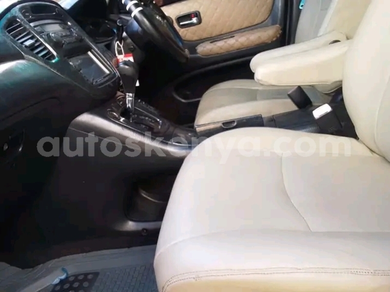 Big with watermark toyota kluger northeast kenya bute 26454