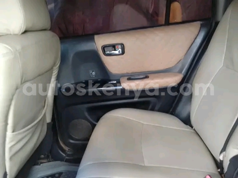 Big with watermark toyota kluger northeast kenya bute 26454