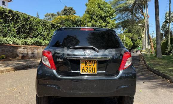 Oofamaa Toyota Vitz Black Makiinaa iti Nairobi keessatti Nairobi keessatti Oofamaa Toyota Vitz Black Makiinaa iti Nairobi keessatti Nairobi keessatti