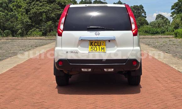 Oofamaa Nissan X–Trail White Makiinaa iti Nairobi keessatti Nairobi keessatti Oofamaa Nissan X–Trail White Makiinaa iti Nairobi keessatti Nairobi keessatti