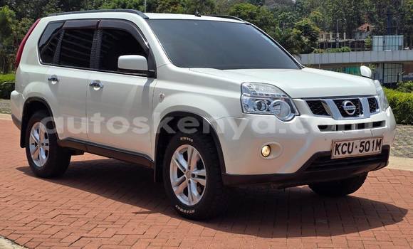 Oofamaa Nissan X–Trail White Makiinaa iti Nairobi keessatti Nairobi keessatti Oofamaa Nissan X–Trail White Makiinaa iti Nairobi keessatti Nairobi keessatti