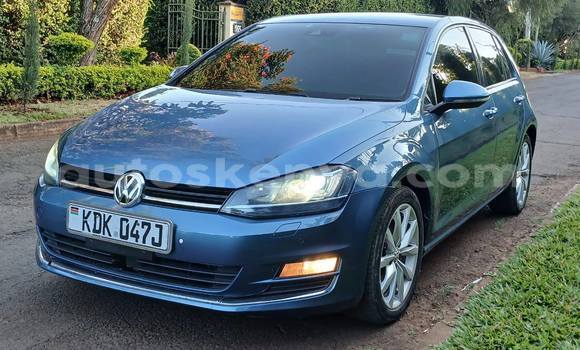Oofamaa Volkswagen Golf Blue Makiinaa iti Nairobi keessatti Nairobi keessatti