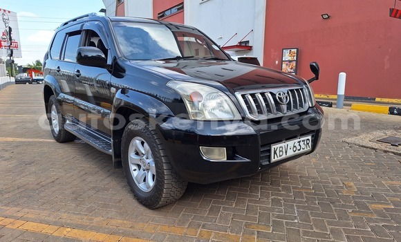 Oofamaa Toyota Land Cruiser Prado Black Makiinaa iti Nairobi keessatti Nairobi keessatti Oofamaa Toyota Land Cruiser Prado Black Makiinaa iti Nairobi keessatti Nairobi keessatti