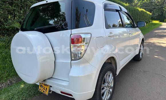 Oofamaa Toyota Rush White Makiinaa iti Nairobi keessatti Nairobi keessatti Oofamaa Toyota Rush White Makiinaa iti Nairobi keessatti Nairobi keessatti