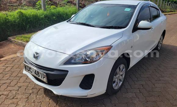 Oofamaa Mazda Axela White Makiinaa iti Nairobi keessatti Nairobi keessatti Oofamaa Mazda Axela White Makiinaa iti Nairobi keessatti Nairobi keessatti