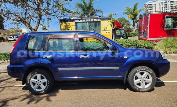Oofamaa Nissan X–Trail Blue Makiinaa iti Nairobi keessatti Nairobi keessatti Oofamaa Nissan X–Trail Blue Makiinaa iti Nairobi keessatti Nairobi keessatti