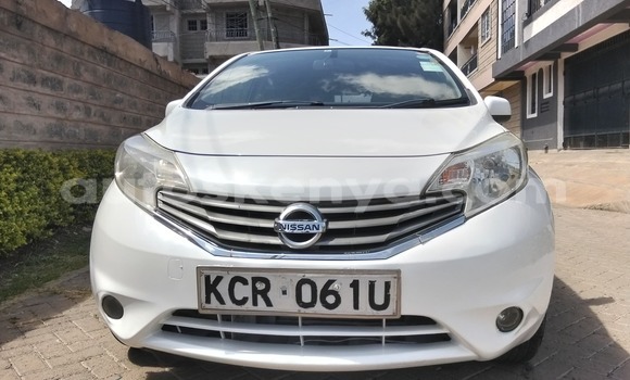 Oofamaa Nissan Note White Makiinaa iti Nairobi keessatti Nairobi keessatti Oofamaa Nissan Note White Makiinaa iti Nairobi keessatti Nairobi keessatti