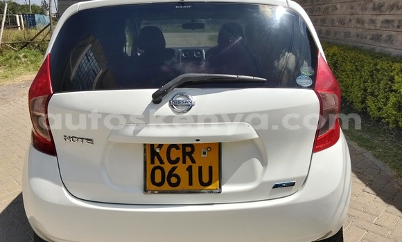 Oofamaa Nissan Note White Makiinaa iti Nairobi keessatti Nairobi keessatti Oofamaa Nissan Note White Makiinaa iti Nairobi keessatti Nairobi keessatti
