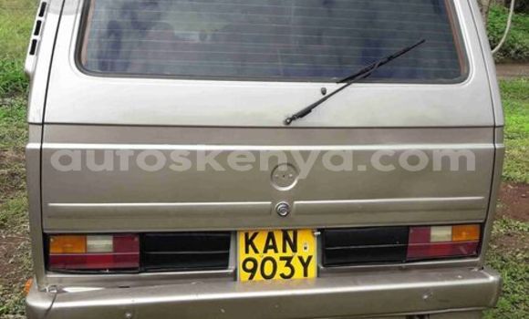Nunua Ilio tumika Volkswagen Transporter Brown Gari ndani ya Machakos nchini Nairobi Nunua Ilio tumika Volkswagen Transporter Brown Gari ndani ya Machakos nchini Nairobi