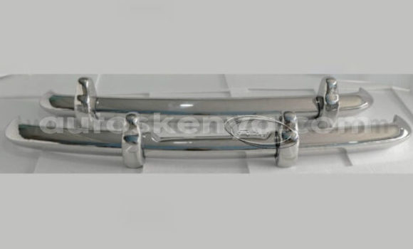 Nunua Rolls-Royce Silver Cloud ndani ya Bura nchini Kaskazini Mashariki mwa Kenya Nunua Rolls-Royce Silver Cloud ndani ya Bura nchini Kaskazini Mashariki mwa Kenya