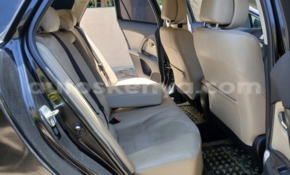 Nunua Ilio tumika Toyota Avensis Bluu Gari ndani ya Nairobi nchini Nairobi Nunua Ilio tumika Toyota Avensis Bluu Gari ndani ya Nairobi nchini Nairobi