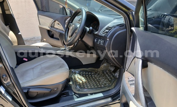Nunua Ilio tumika Toyota Avensis Bluu Gari ndani ya Nairobi nchini Nairobi Nunua Ilio tumika Toyota Avensis Bluu Gari ndani ya Nairobi nchini Nairobi