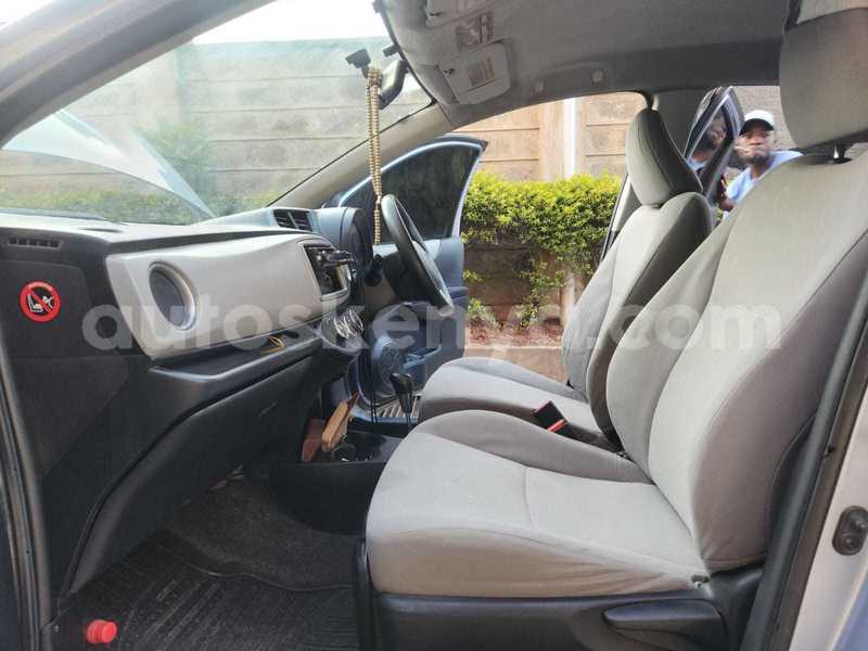 Big with watermark toyota vitz nairobi nairobi 26589