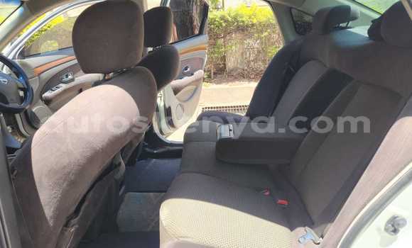 Nunua Ilio tumika Nissan Sylphy Nyeupe Gari ndani ya Nairobi nchini Nairobi Nunua Ilio tumika Nissan Sylphy Nyeupe Gari ndani ya Nairobi nchini Nairobi