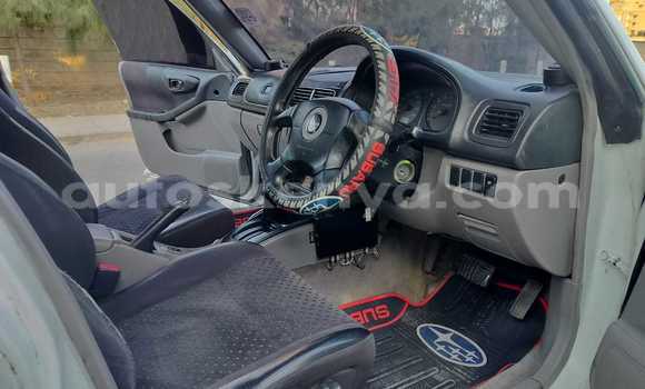 Nunua Ilio tumika Subaru Forester Nyeupe Gari ndani ya Nairobi nchini Nairobi Nunua Ilio tumika Subaru Forester Nyeupe Gari ndani ya Nairobi nchini Nairobi