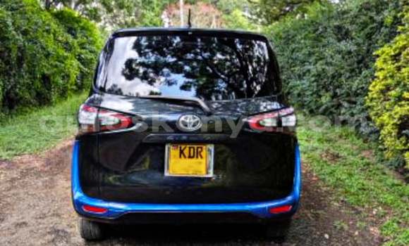 Buy Used Toyota Sienta Blue Car in Nairobi in Nairobi Buy Used Toyota Sienta Blue Car in Nairobi in Nairobi