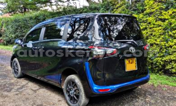 Buy Used Toyota Sienta Blue Car in Nairobi in Nairobi Buy Used Toyota Sienta Blue Car in Nairobi in Nairobi