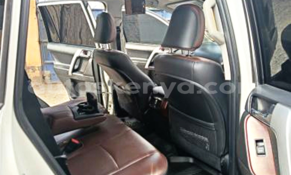Buy Used Toyota Land Cruiser Prado White Car in Nairobi in Nairobi Buy Used Toyota Land Cruiser Prado White Car in Nairobi in Nairobi
