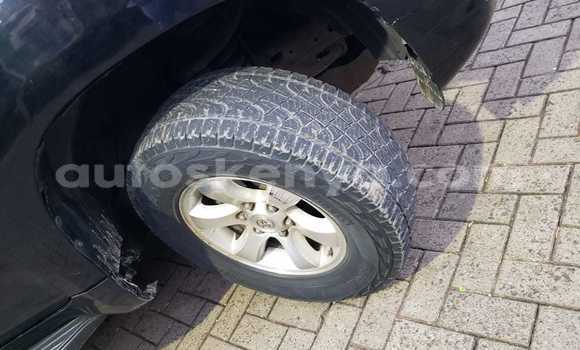 Nunua Ilio tumika Toyota Land Cruiser Prado Nyeusi Gari ndani ya Nairobi nchini Nairobi Nunua Ilio tumika Toyota Land Cruiser Prado Nyeusi Gari ndani ya Nairobi nchini Nairobi