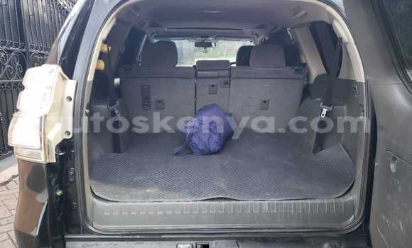 Nunua Ilio tumika Toyota Land Cruiser Prado Nyeusi Gari ndani ya Nairobi nchini Nairobi Nunua Ilio tumika Toyota Land Cruiser Prado Nyeusi Gari ndani ya Nairobi nchini Nairobi