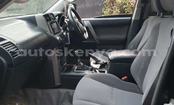 Nunua Ilio tumika Toyota Land Cruiser Prado Nyeusi Gari ndani ya Nairobi nchini Nairobi Nunua Ilio tumika Toyota Land Cruiser Prado Nyeusi Gari ndani ya Nairobi nchini Nairobi