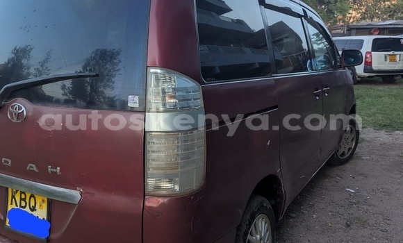 Nunua Ilio tumika Toyota Noah Nyingine Gari ndani ya Kajiado nchini Bonde la Ufafanuzi
