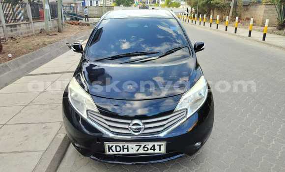 Oofamaa Nissan Note Black Makiinaa iti Nairobi keessatti Nairobi keessatti