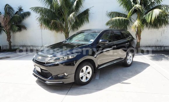 Buy Used Toyota Harrier Black Car in Nairobi in Nairobi
