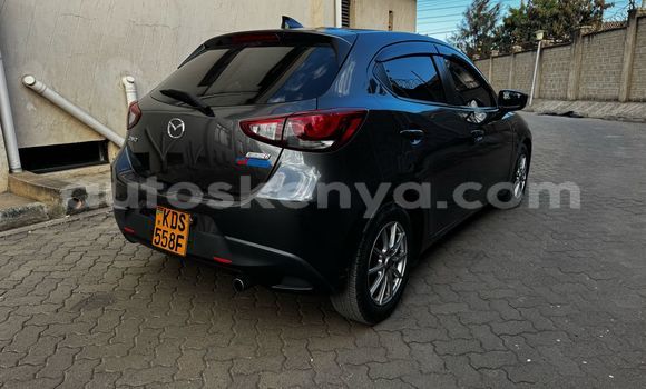 Nunua Ilio tumika Mazda Demio Kijani Gari ndani ya Nairobi nchini Nairobi Nunua Ilio tumika Mazda Demio Kijani Gari ndani ya Nairobi nchini Nairobi