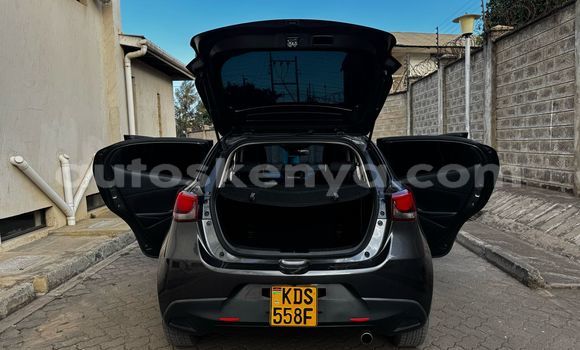 Nunua Ilio tumika Mazda Demio Kijani Gari ndani ya Nairobi nchini Nairobi Nunua Ilio tumika Mazda Demio Kijani Gari ndani ya Nairobi nchini Nairobi