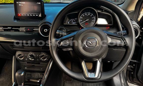 Nunua Ilio tumika Mazda Demio Kijani Gari ndani ya Nairobi nchini Nairobi Nunua Ilio tumika Mazda Demio Kijani Gari ndani ya Nairobi nchini Nairobi