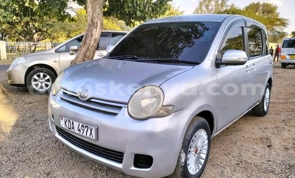 Buy Used Toyota Sienta Silver Car in Nairobi in Nairobi Buy Used Toyota Sienta Silver Car in Nairobi in Nairobi