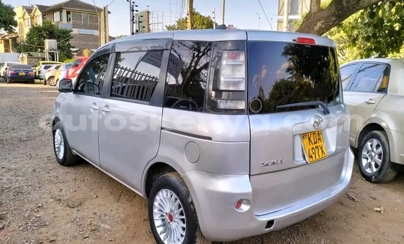 Nunua Ilio tumika Toyota Sienta Fedha Gari ndani ya Nairobi nchini Nairobi Nunua Ilio tumika Toyota Sienta Fedha Gari ndani ya Nairobi nchini Nairobi