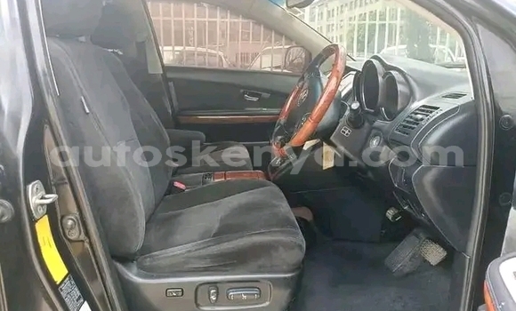 Nunua Ilio tumika Toyota Harrier Nyeusi Gari ndani ya Nairobi nchini Nairobi Nunua Ilio tumika Toyota Harrier Nyeusi Gari ndani ya Nairobi nchini Nairobi