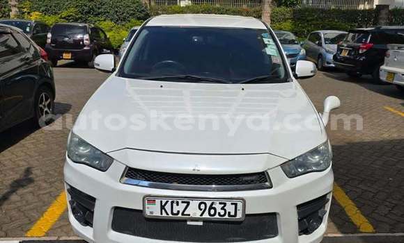Buy Used Mitsubishi Outlander White Car in Nairobi in Nairobi Buy Used Mitsubishi Outlander White Car in Nairobi in Nairobi