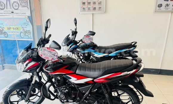 Buy New Bajaj DISCOVER Red Bike in Nairobi in Nairobi Buy New Bajaj DISCOVER Red Bike in Nairobi in Nairobi