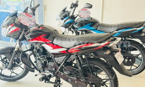 Buy New Bajaj DISCOVER Red Bike in Nairobi in Nairobi Buy New Bajaj DISCOVER Red Bike in Nairobi in Nairobi