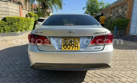Nunua Ilio tumika Toyota Crown Fedha Gari ndani ya Nairobi nchini Nairobi Nunua Ilio tumika Toyota Crown Fedha Gari ndani ya Nairobi nchini Nairobi