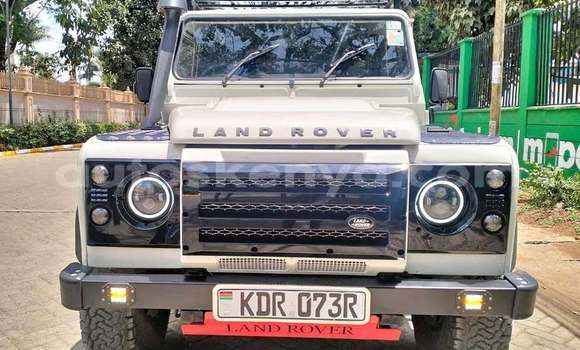 Buy Used Land Rover Defender White Car in Machakos in Nairobi Buy Used Land Rover Defender White Car in Machakos in Nairobi