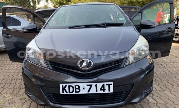Oofamaa Toyota Vitz Black Makiinaa iti Machakos keessatti Nairobi keessatti Oofamaa Toyota Vitz Black Makiinaa iti Machakos keessatti Nairobi keessatti