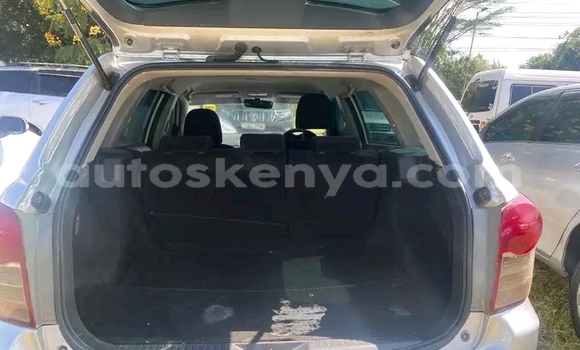 Nunua Ilio tumika Toyota Fielder Nyingine Gari ndani ya Bute nchini Kaskazini Mashariki mwa Kenya