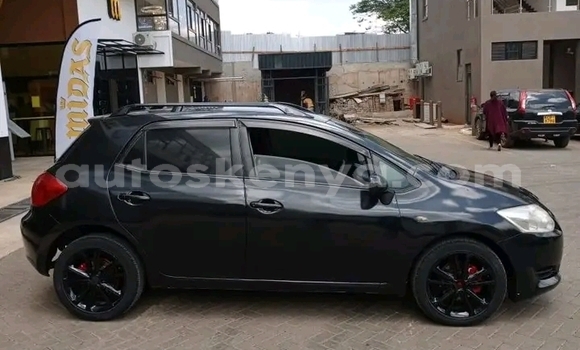 Oofamaa Toyota Yaris Black Makiinaa iti Changamwe keessatti Coast keessatti Oofamaa Toyota Yaris Black Makiinaa iti Changamwe keessatti Coast keessatti