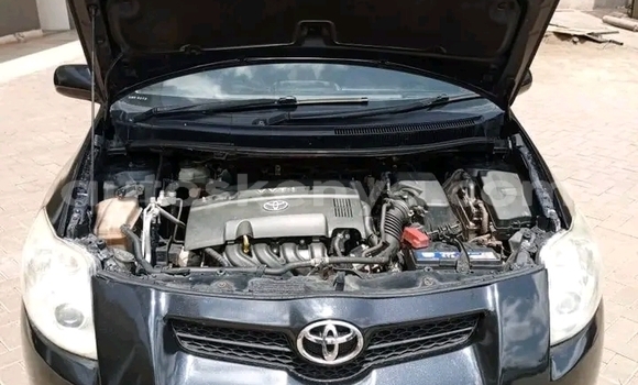 Oofamaa Toyota Yaris Black Makiinaa iti Changamwe keessatti Coast keessatti Oofamaa Toyota Yaris Black Makiinaa iti Changamwe keessatti Coast keessatti