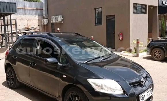 Oofamaa Toyota Yaris Black Makiinaa iti Changamwe keessatti Coast keessatti Oofamaa Toyota Yaris Black Makiinaa iti Changamwe keessatti Coast keessatti