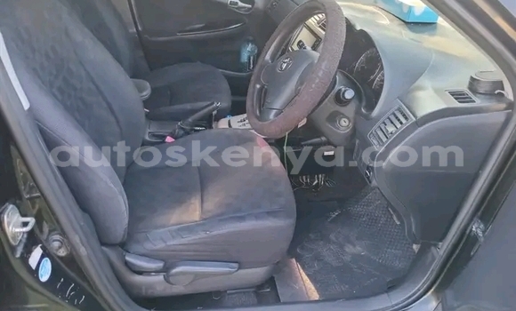 Oofamaa Toyota Fielder Black Makiinaa iti Kajiado keessatti Nairobi keessatti