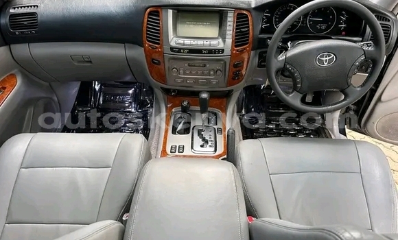 Oofamaa Toyota Land Cruiser Black Makiinaa iti Kajiado keessatti Nairobi keessatti Oofamaa Toyota Land Cruiser Black Makiinaa iti Kajiado keessatti Nairobi keessatti