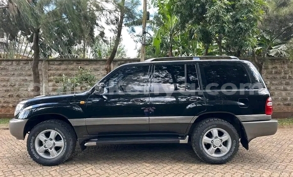 Oofamaa Toyota Land Cruiser Black Makiinaa iti Kajiado keessatti Nairobi keessatti Oofamaa Toyota Land Cruiser Black Makiinaa iti Kajiado keessatti Nairobi keessatti