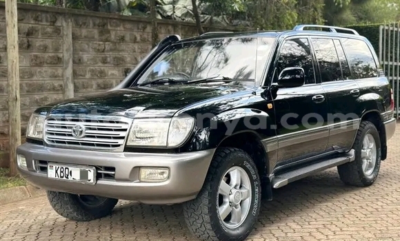 Oofamaa Toyota Land Cruiser Black Makiinaa iti Kajiado keessatti Nairobi keessatti Oofamaa Toyota Land Cruiser Black Makiinaa iti Kajiado keessatti Nairobi keessatti